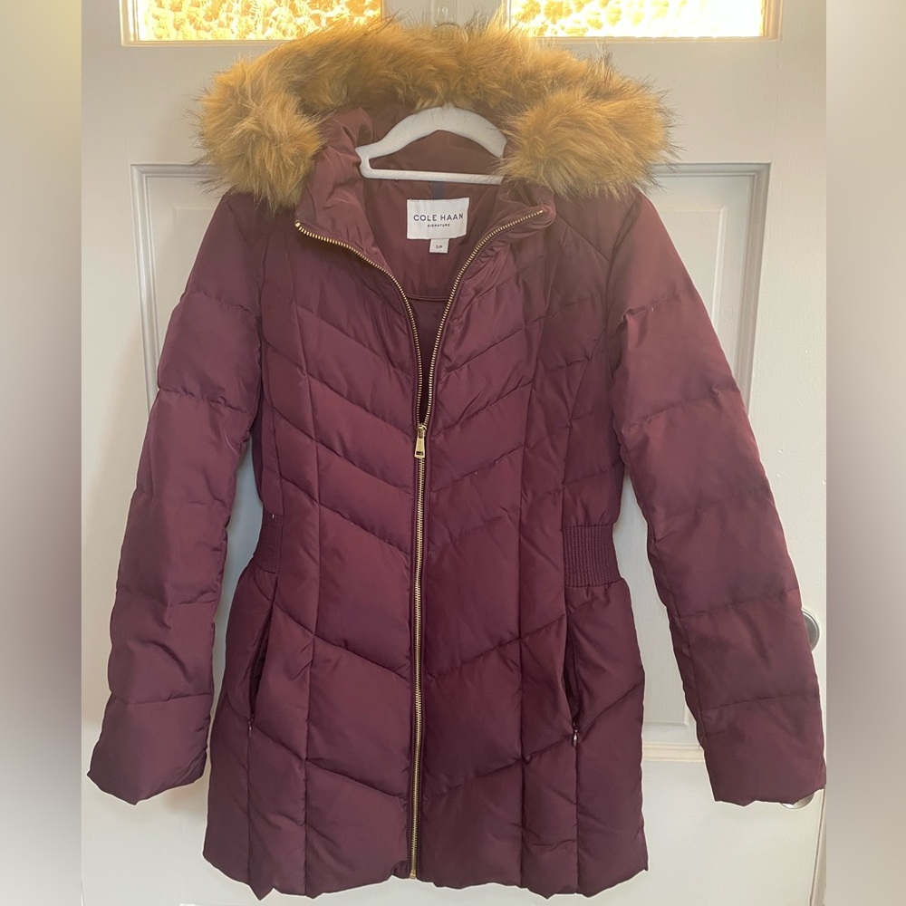 Cole Haan women’s Burgundy Puffer Long Coat with Faux Fur Trim size small